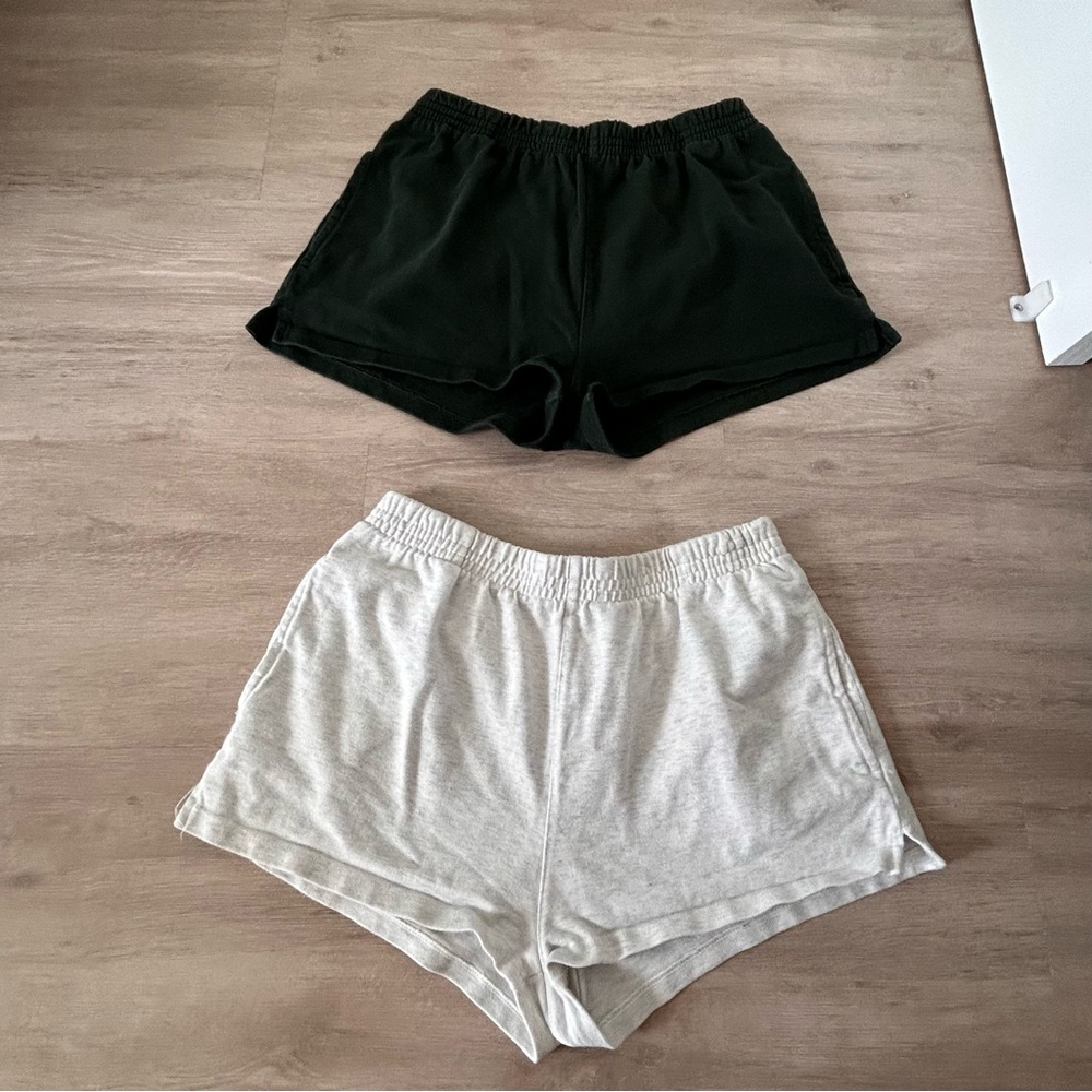 Brandy Melville Shorts - ONLY GREEN